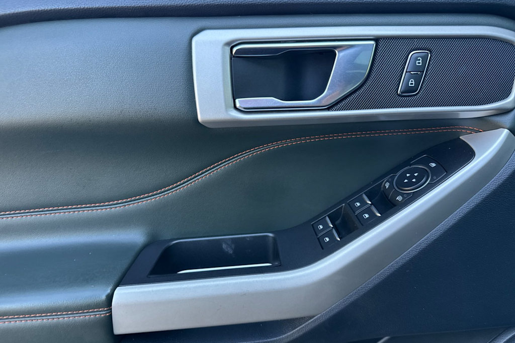 Thumbnail: 2022 Ford Explorer - 21