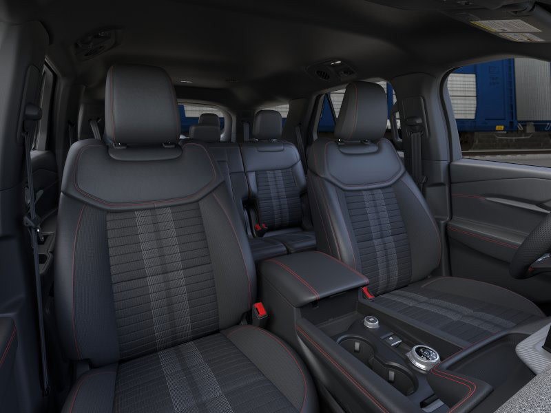 Thumbnail: 2025 Ford Explorer - 8