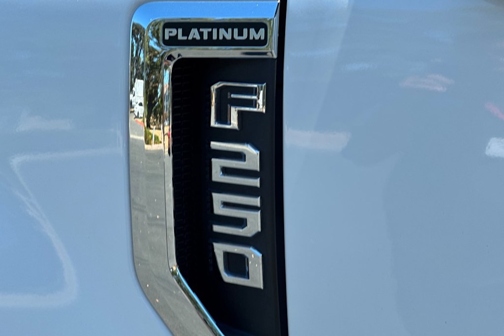 Thumbnail: 2020 Ford F-250 - 12