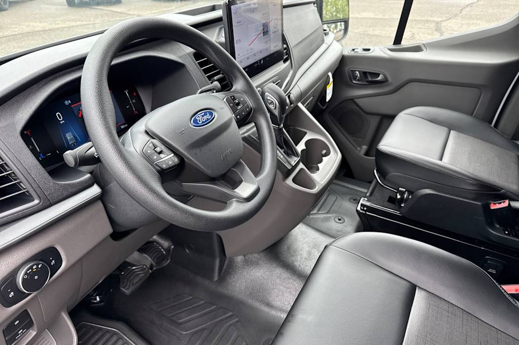 Thumbnail: 2026 Ford Transit Series - 2