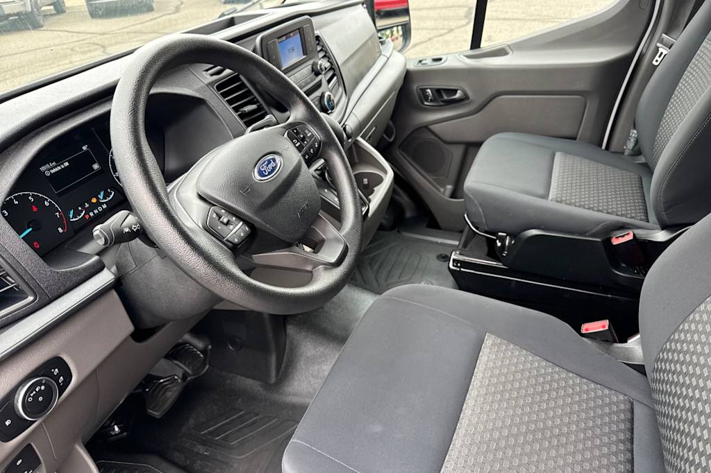 Thumbnail: 2025 Ford Transit Series - 2