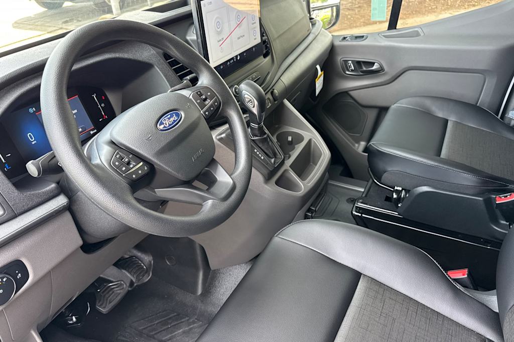 Thumbnail: 2026 Ford Transit Series - 2