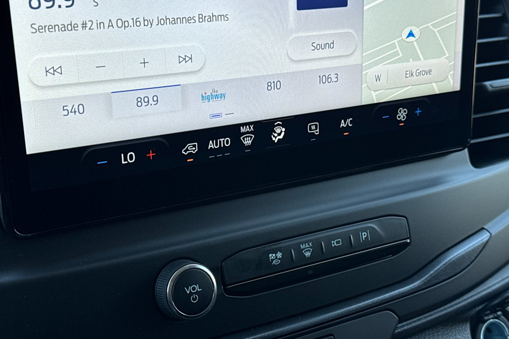 Thumbnail: 2025 Ford Transit Series - 13