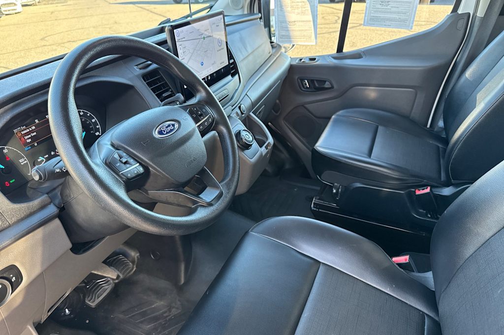 Thumbnail: 2022 Ford Econoline - 2