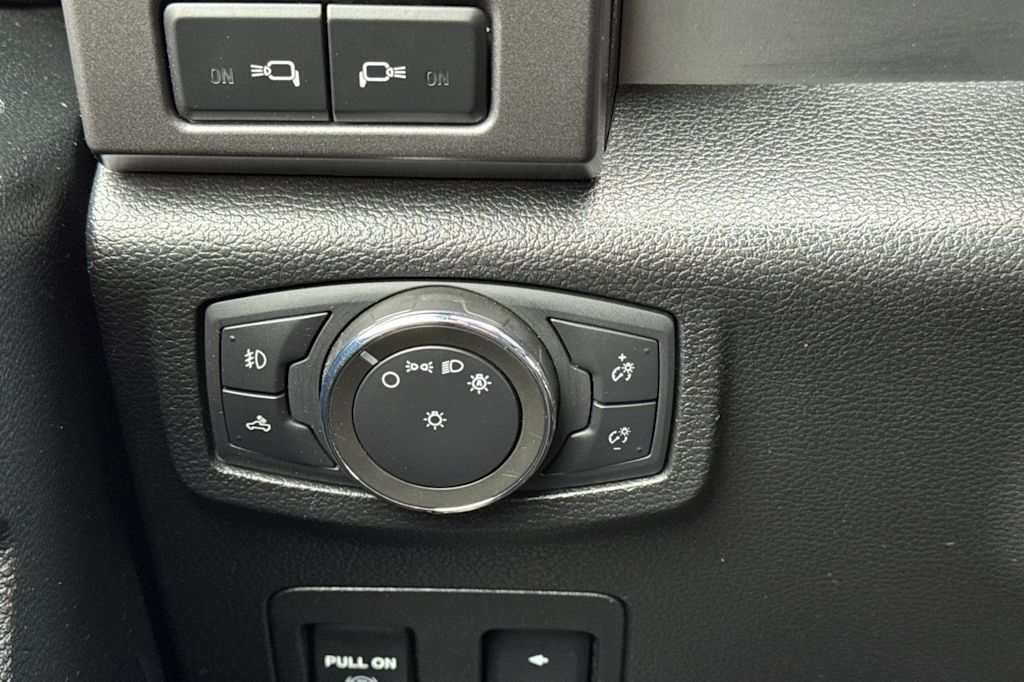 Thumbnail: 2020 Ford F-150 - 28