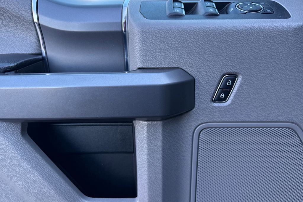 Thumbnail: 2020 Ford F-150 - 21