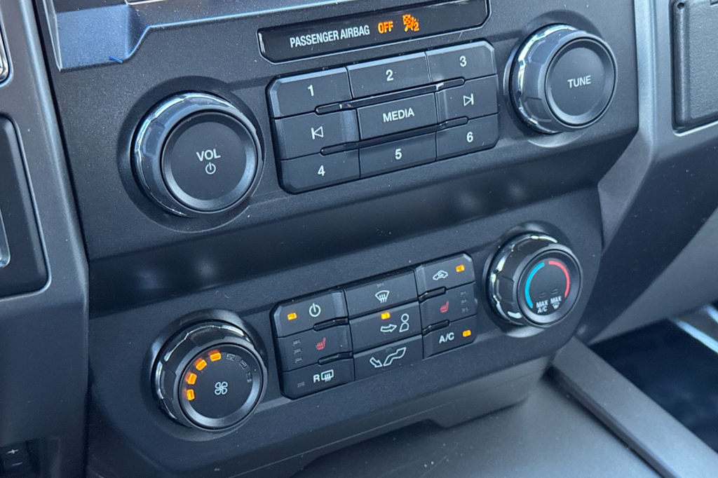 Thumbnail: 2020 Ford F-150 - 24