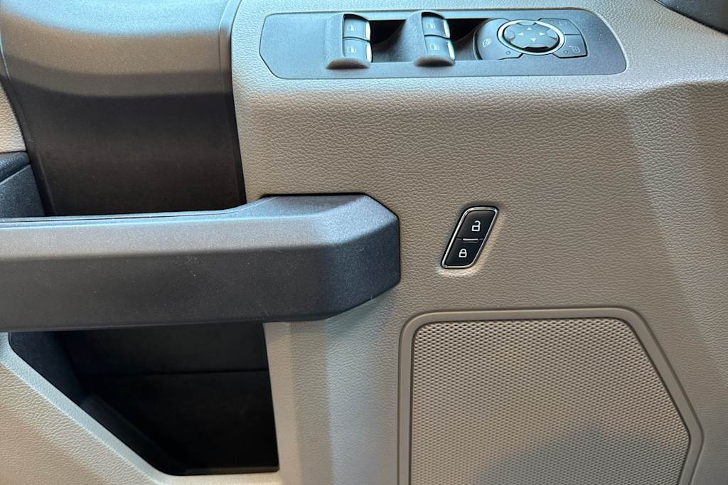 Thumbnail: 2016 Ford F-150 - 20
