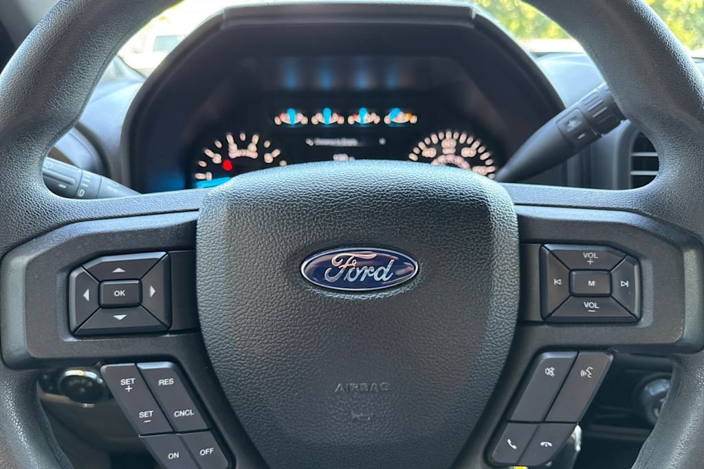 Thumbnail: 2016 Ford F-150 - 25