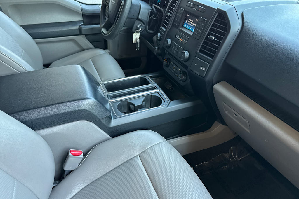 Thumbnail: 2016 Ford F-150 - 12