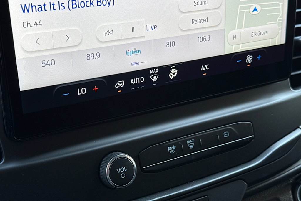 Thumbnail: 2025 Ford Transit Series - 7