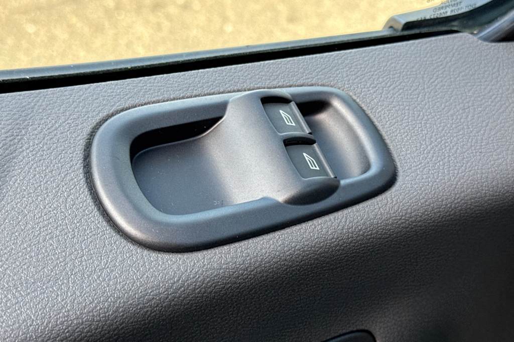 Thumbnail: 2025 Ford Transit Series - 21