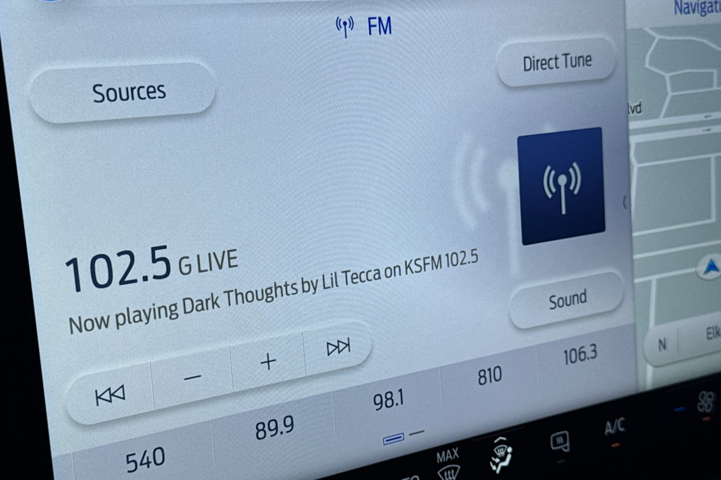 Thumbnail: 2025 Ford Transit Series - 16