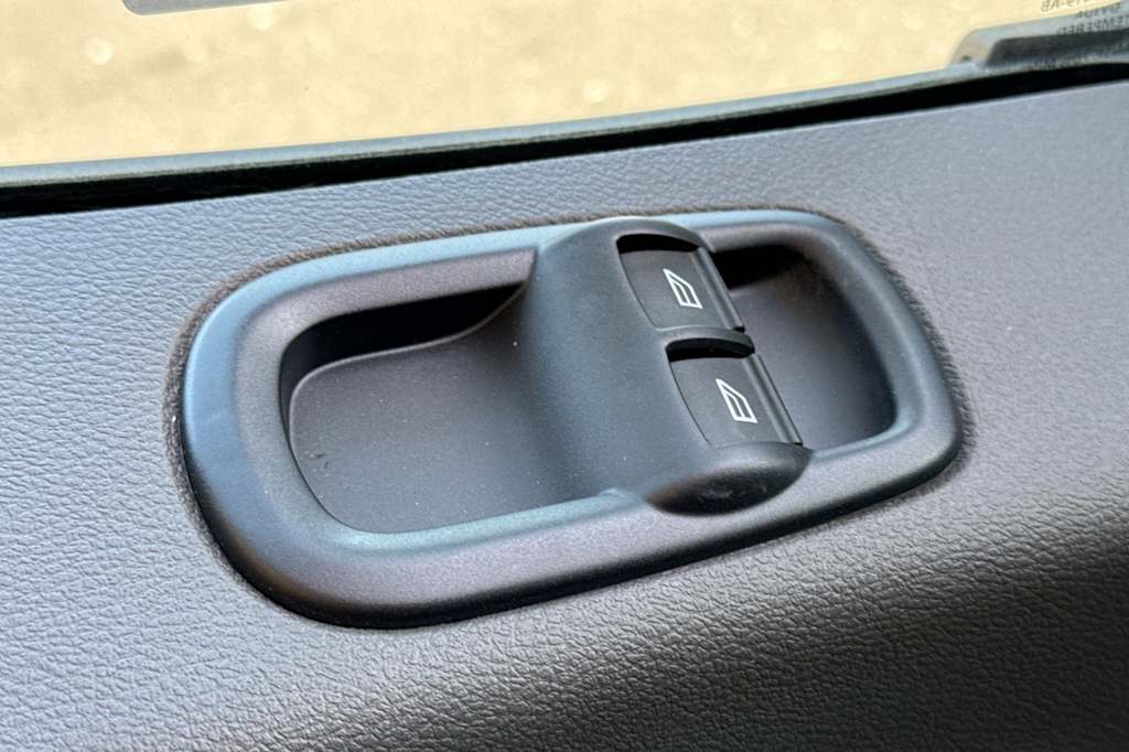 Thumbnail: 2025 Ford Transit Series - 21