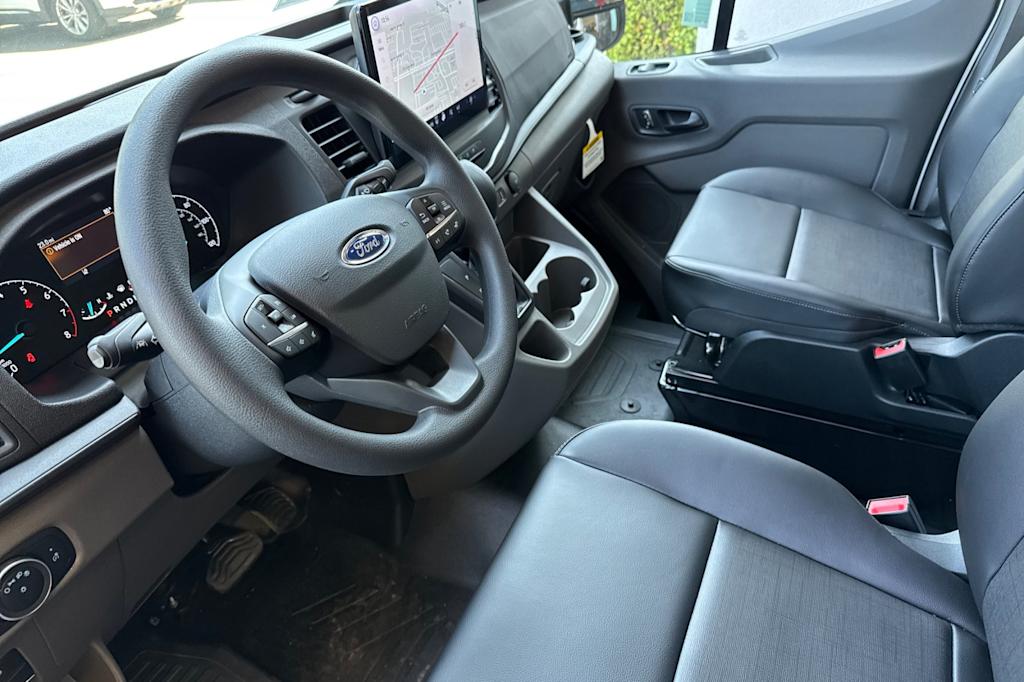 Thumbnail: 2025 Ford Transit Series - 9