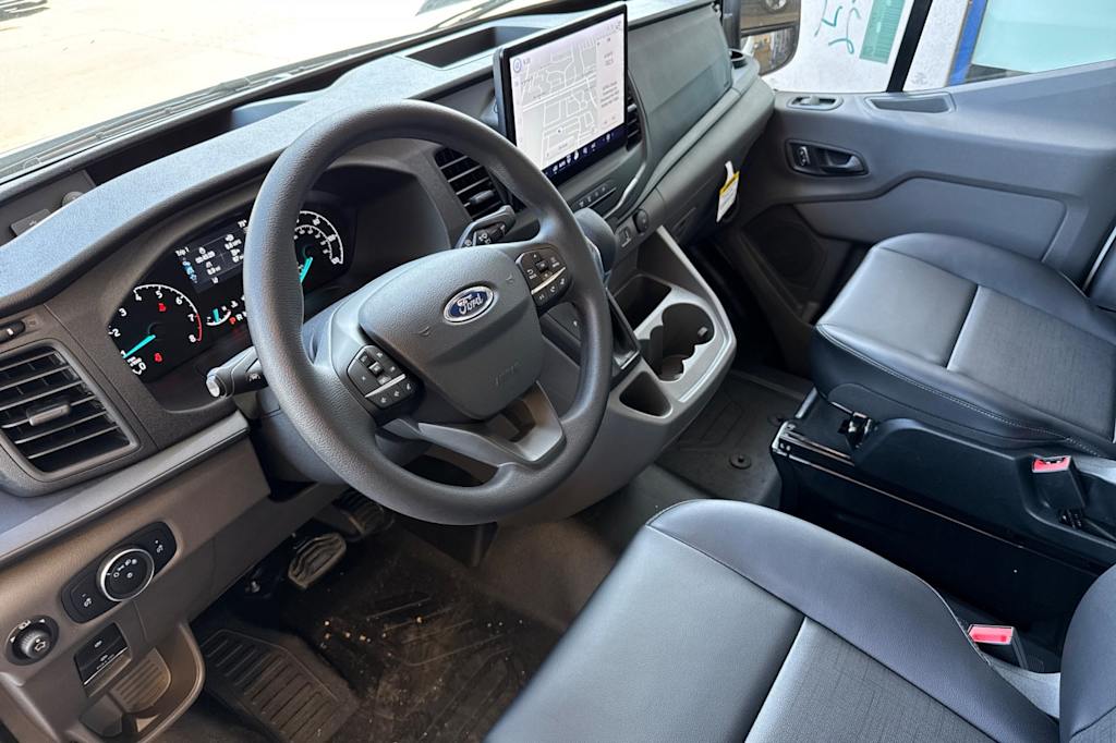 Thumbnail: 2025 Ford Transit Series - 2