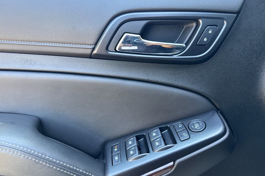 Thumbnail: 2019 GMC Yukon - 19