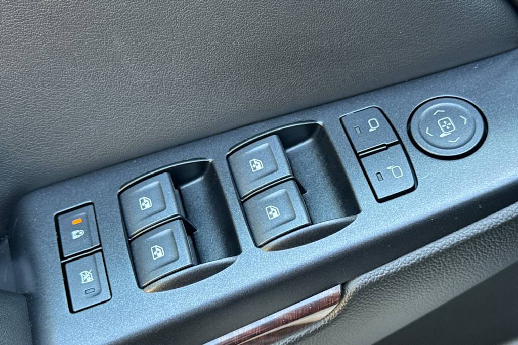 Thumbnail: 2019 GMC Yukon - 20