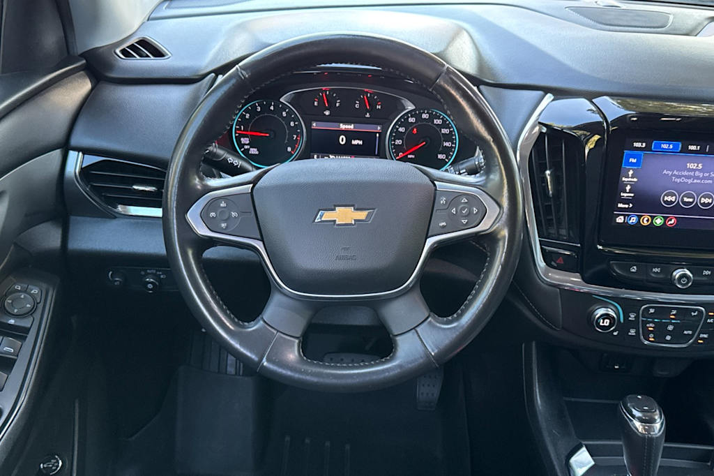 Thumbnail: 2020 Chevrolet Traverse - 12