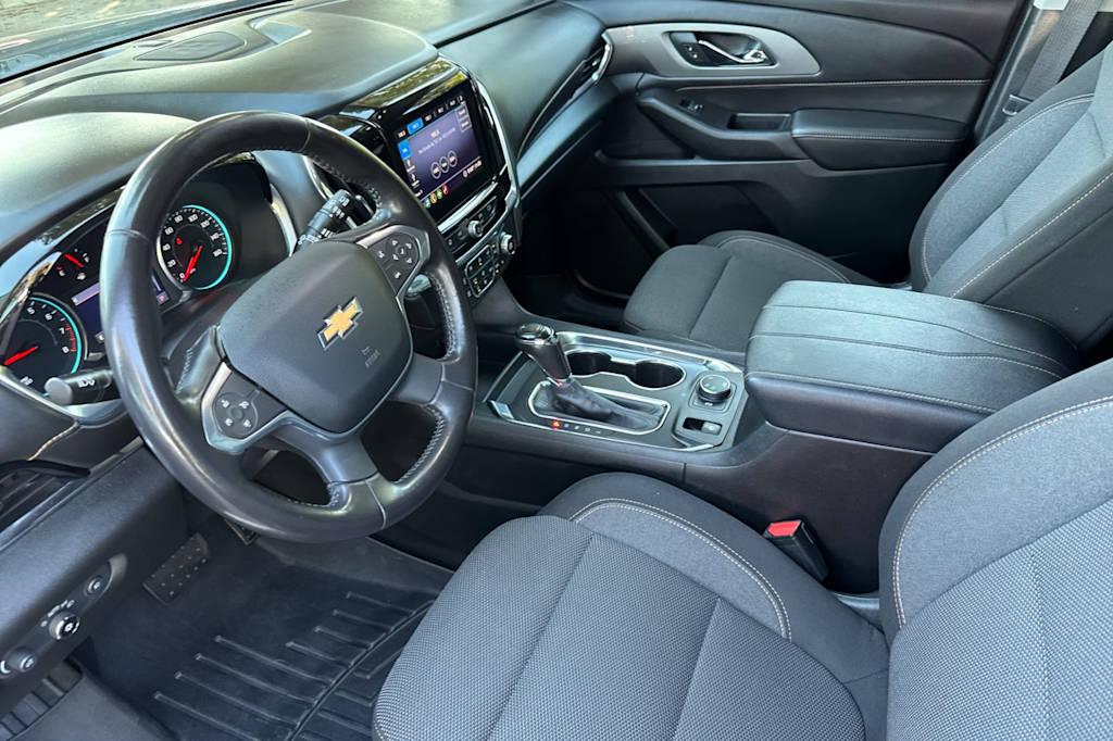 Thumbnail: 2020 Chevrolet Traverse - 9