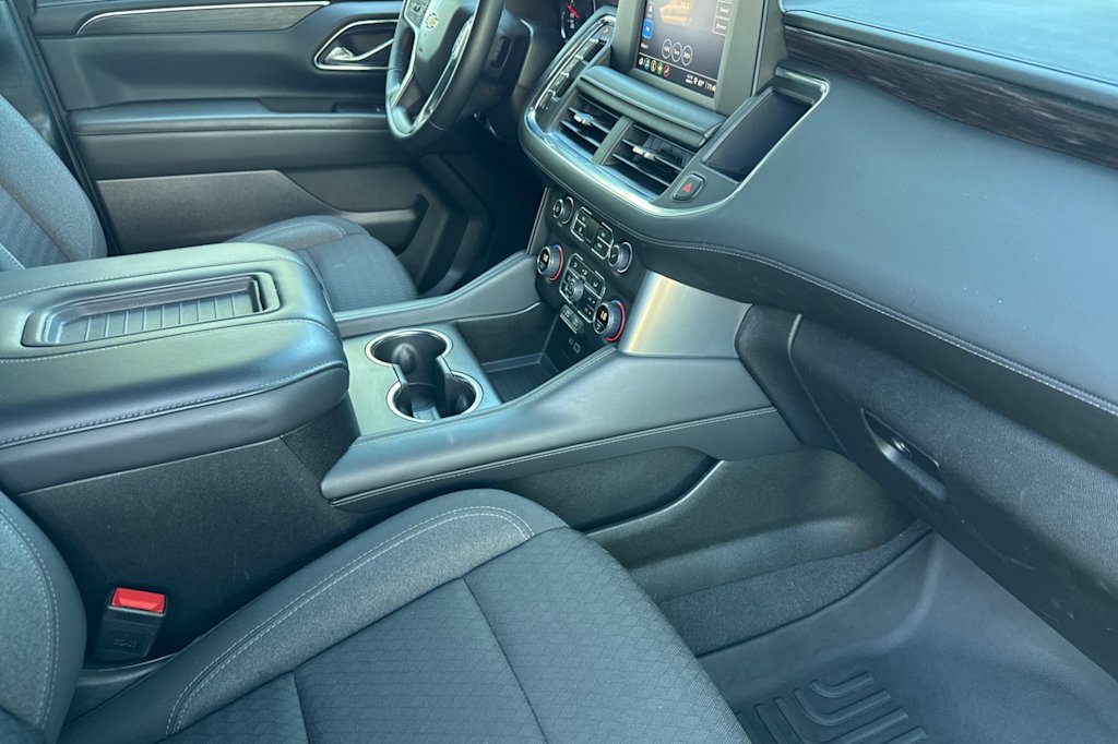 Thumbnail: 2024 Chevrolet Suburban - 12