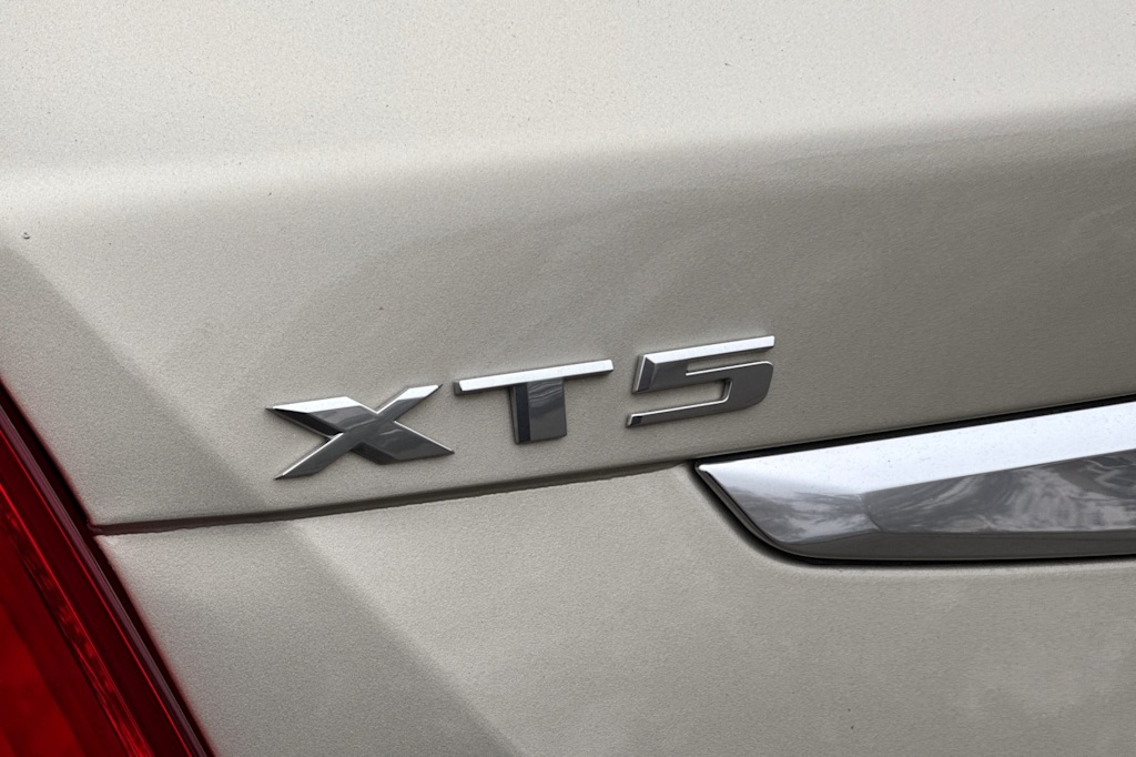 Thumbnail: 2017 Cadillac XT5 - 7