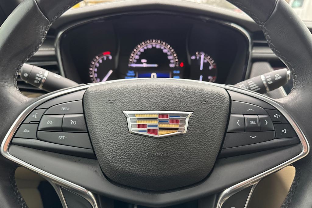 Thumbnail: 2017 Cadillac XT5 - 27