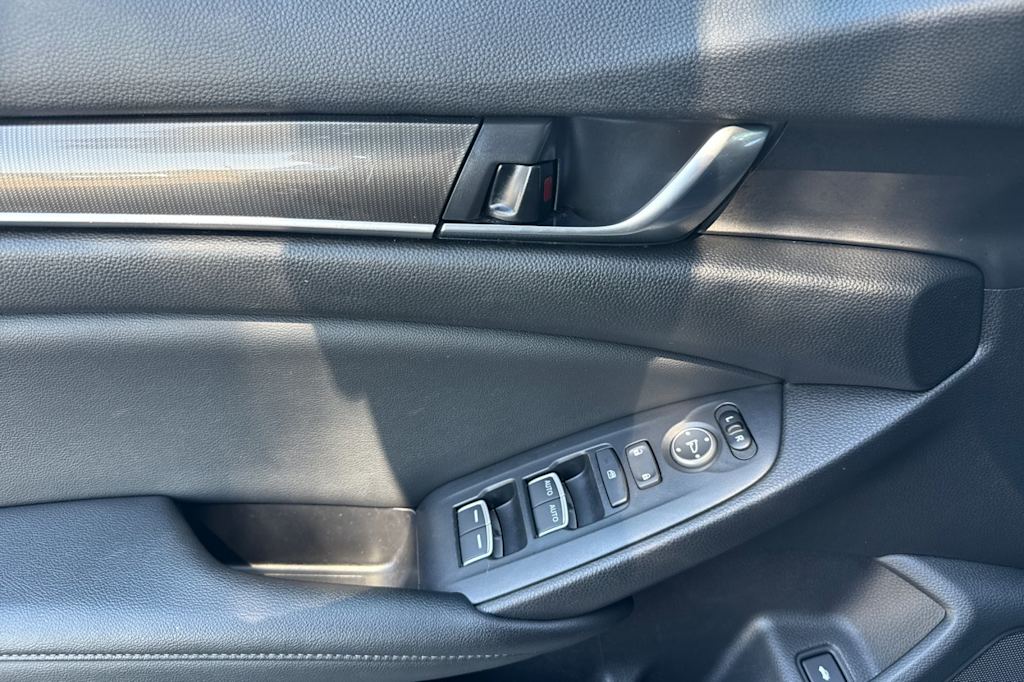 Thumbnail: 2020 Honda Accord - 20