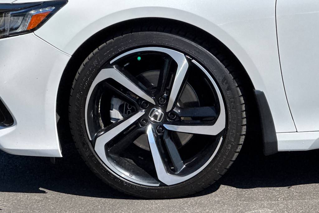 Thumbnail: 2022 Honda Accord - 8