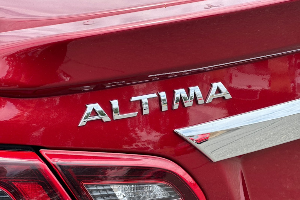 Thumbnail: 2018 Nissan Altima - 7