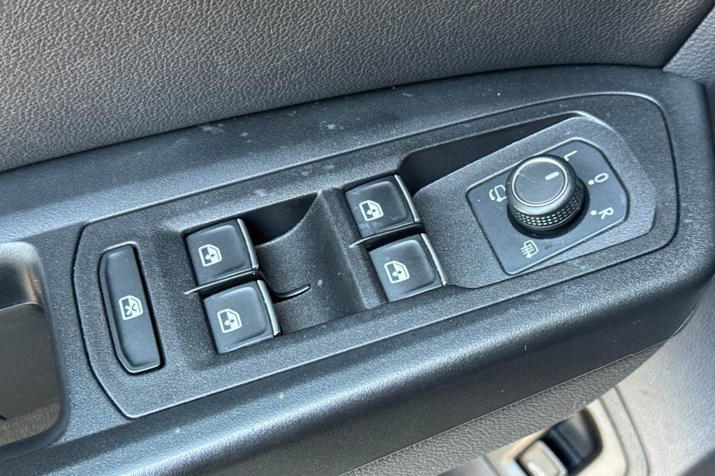 Thumbnail: 2019 Volkswagen Atlas - 21