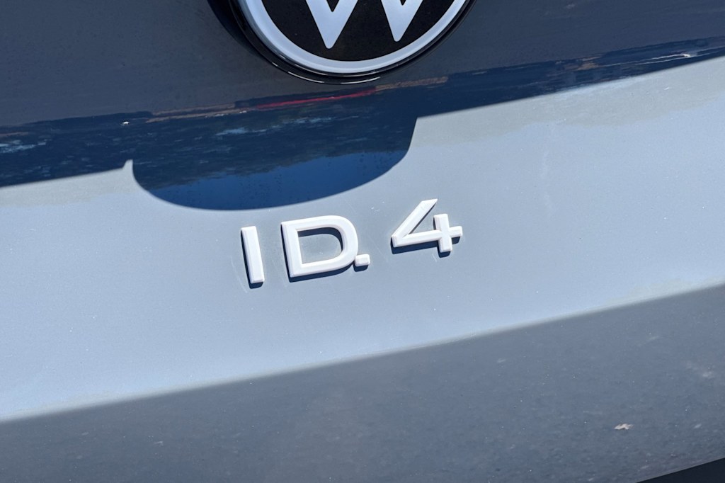 Thumbnail: 2023 Volkswagen ID.4 - 7