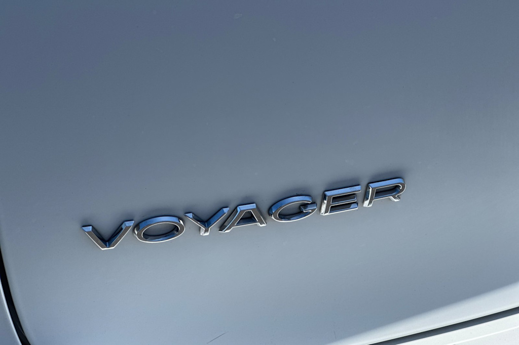 Thumbnail: 2023 Chrysler Voyager - 27
