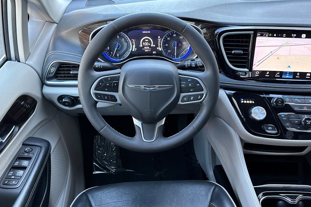 2023 Chrysler Pacifica Limited 10