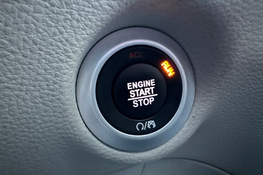 2023 Chrysler Pacifica Limited 27