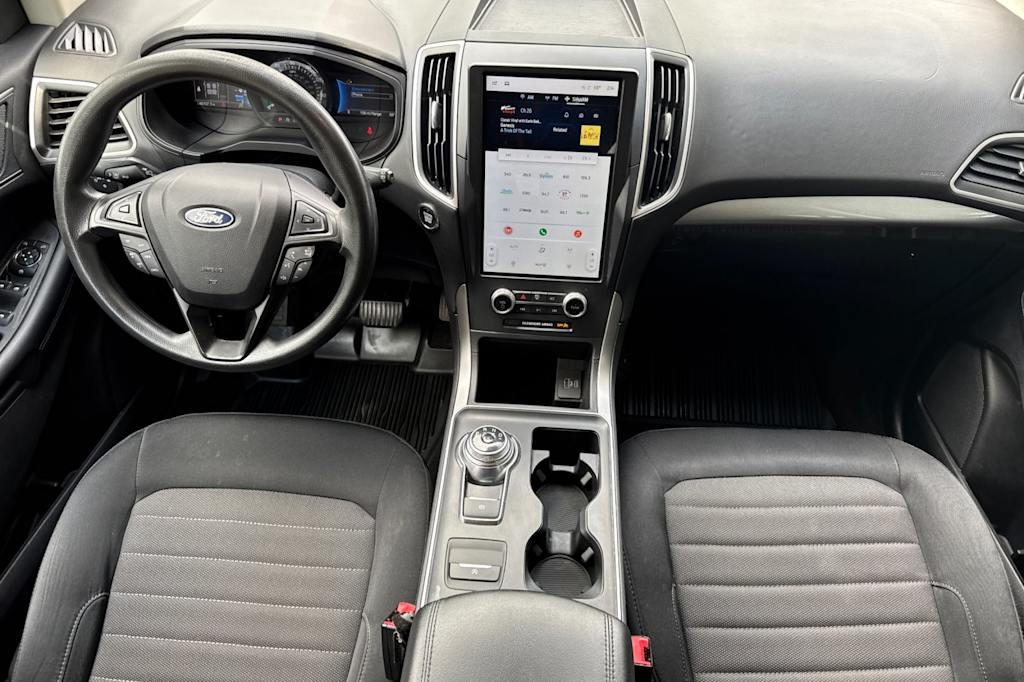 Thumbnail: 2022 Ford Edge - 2