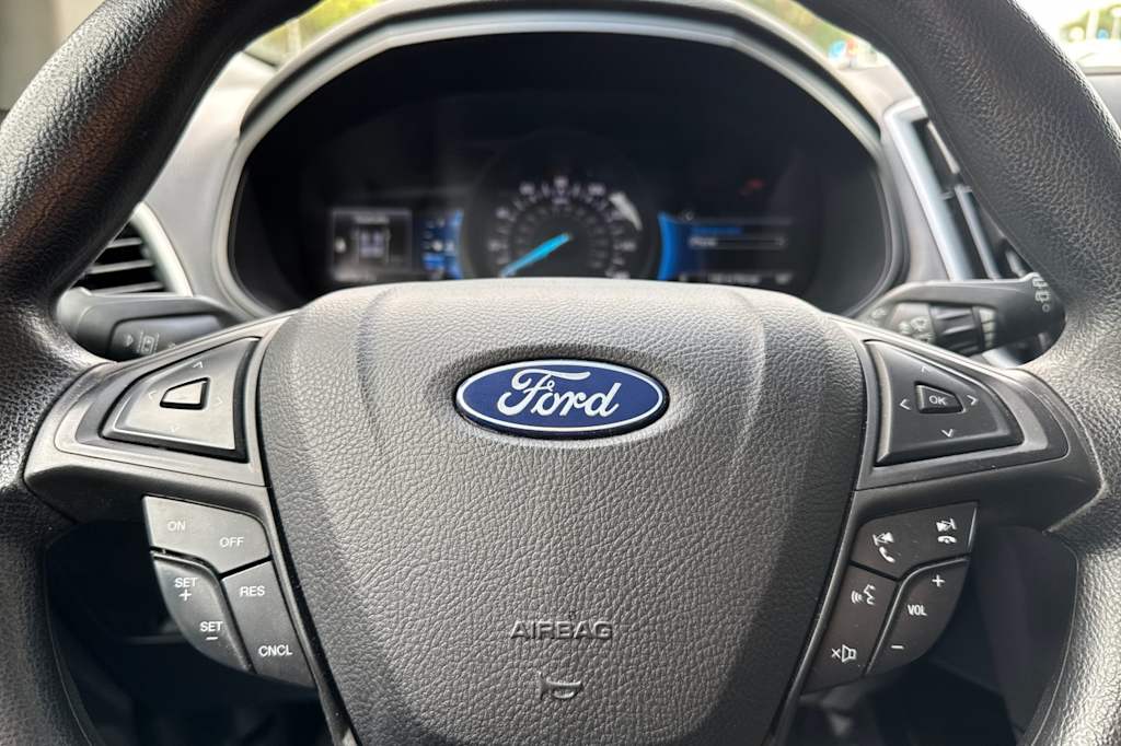 Thumbnail: 2022 Ford Edge - 27