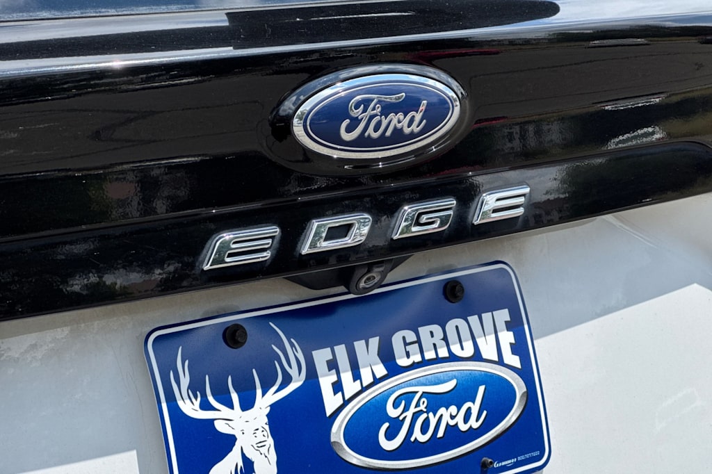 Thumbnail: 2022 Ford Edge - 7
