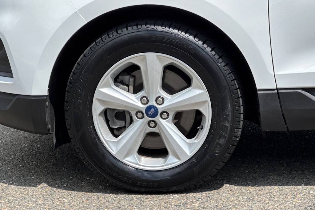 Thumbnail: 2022 Ford Edge - 8