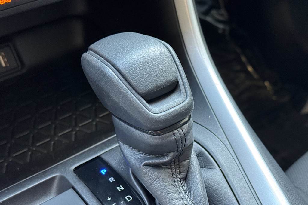 Thumbnail: 2023 Toyota RAV4 - 15