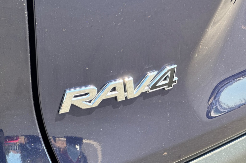 Thumbnail: 2024 Toyota RAV4 - 7