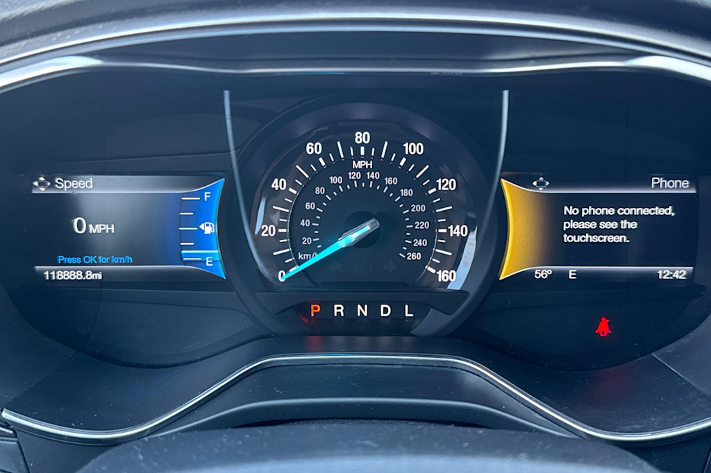 Thumbnail: 2017 Ford Fusion - 16