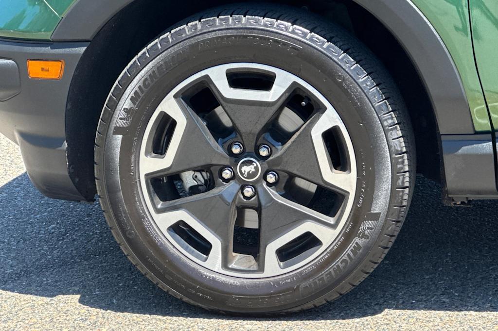 Thumbnail: 2023 Ford Bronco Sport - 8
