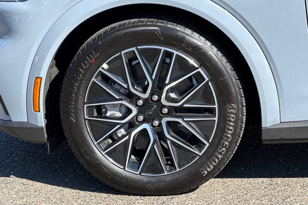 Thumbnail: 2025 Ford Mustang Mach-E - 8