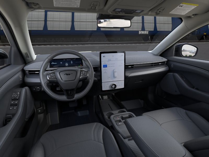 2025 Ford Mustang Mach-E Premium 2