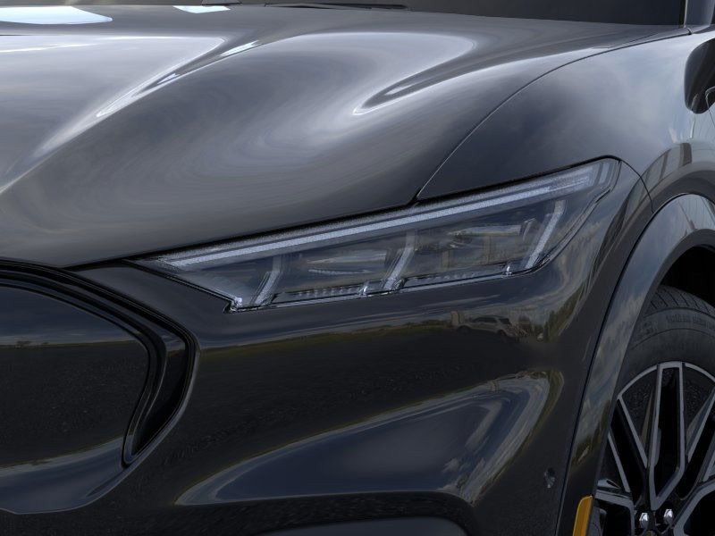 2025 Ford Mustang Mach-E Premium 18