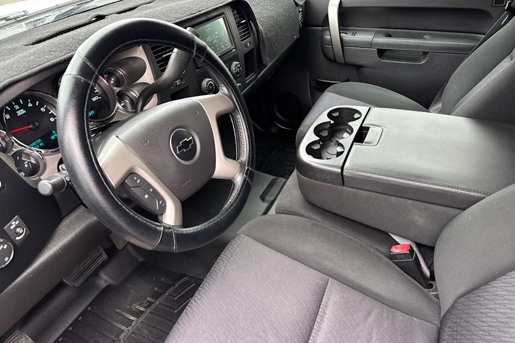 Thumbnail: 2011 Chevrolet Silverado 1500 - 9