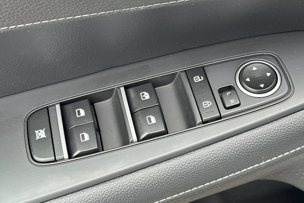 Thumbnail: 2024 Kia Forte - 22