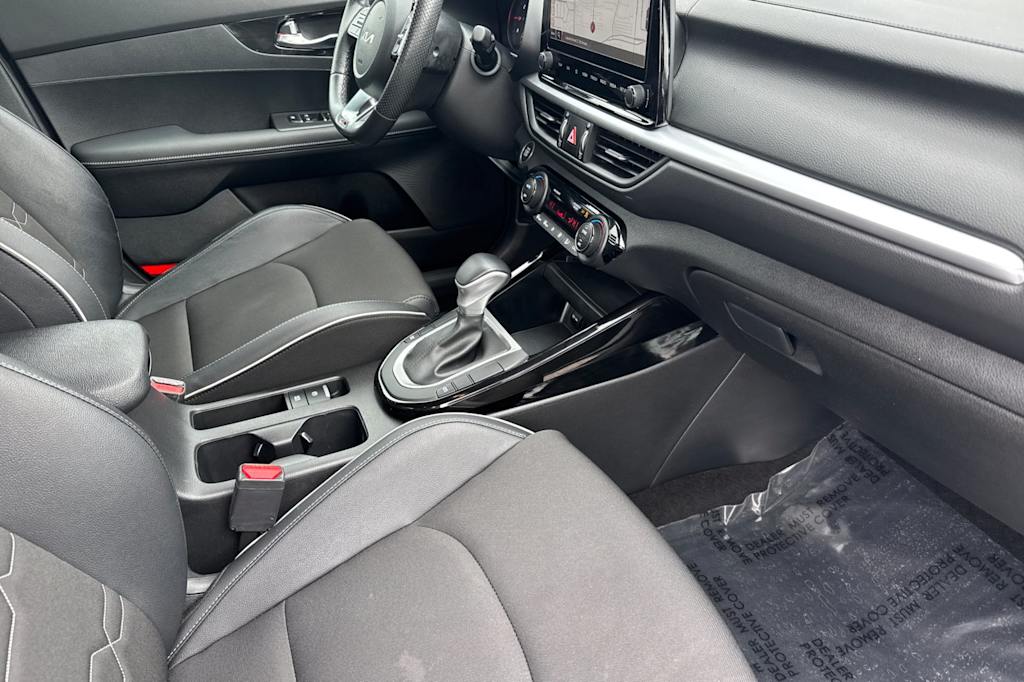 Thumbnail: 2024 Kia Forte - 13