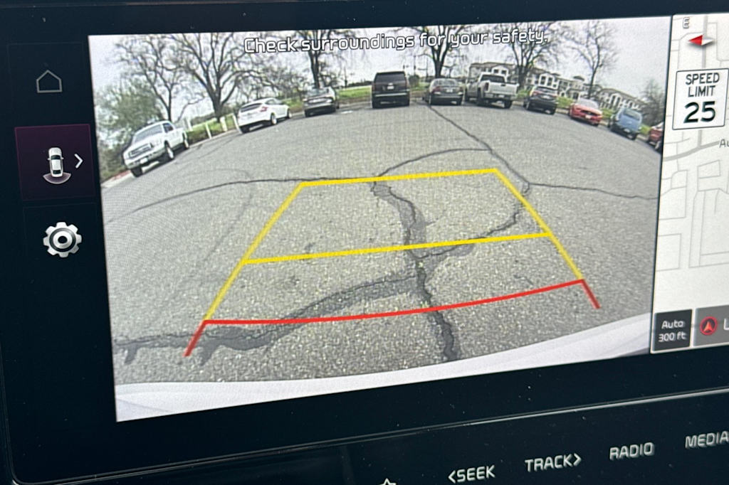 Thumbnail: 2024 Kia Forte - 24